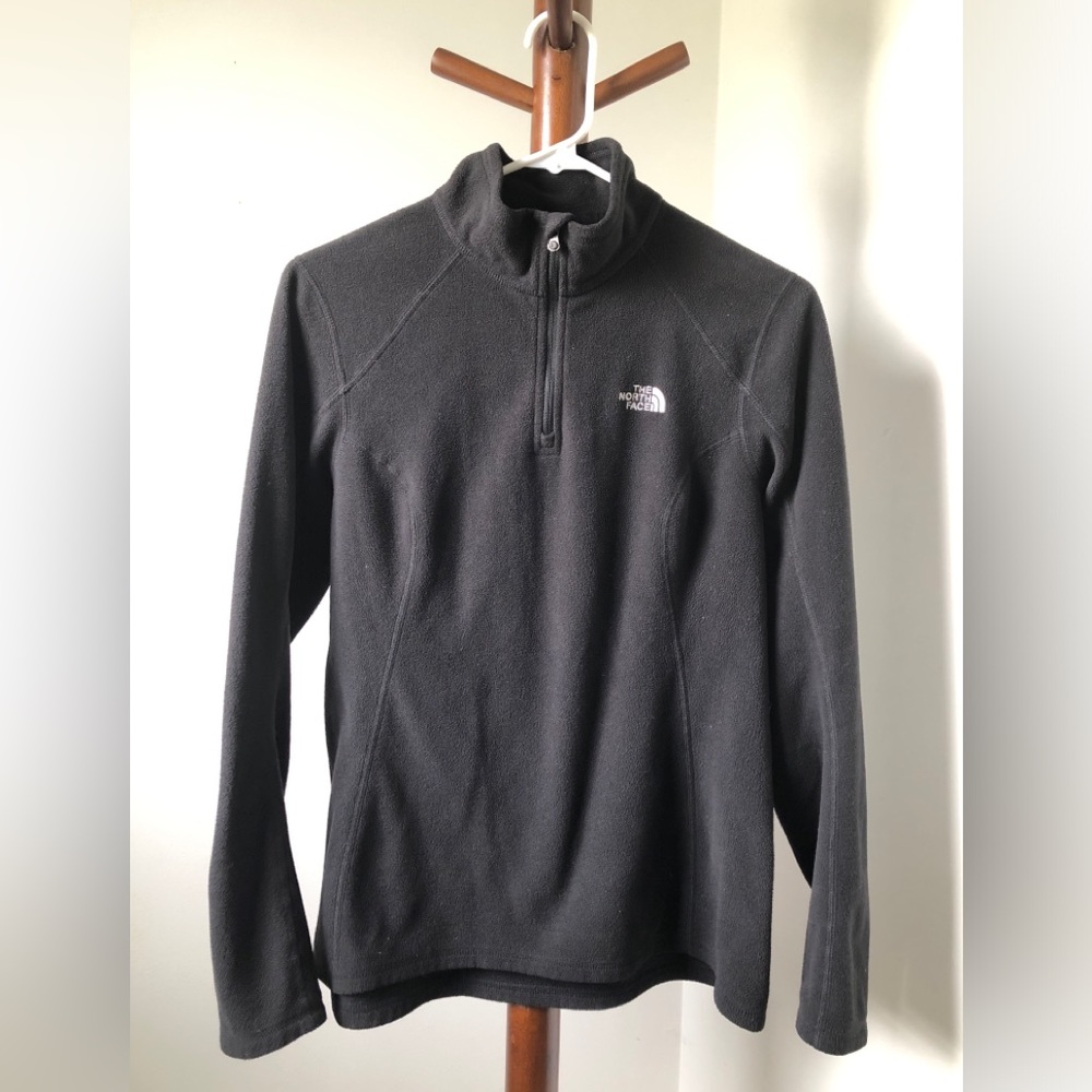 The North Face Womens Quarter Zip Lightweight Pullover Fleece Black | Medium